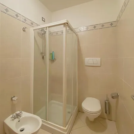 Casa Vacanza Con Piscina * San Remo